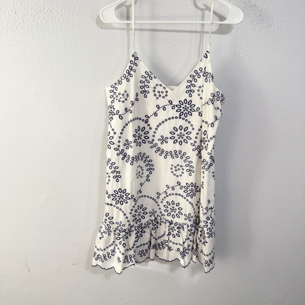 Devlin Chic Floral White and Blue Mini Dress embroidered eyelet size 10